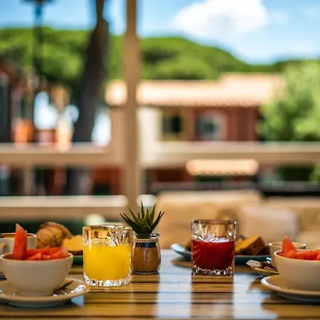 Apart Otel Pineta 4*