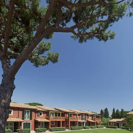 Apart Otel Pineta 4*