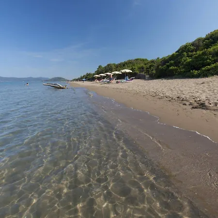 Apartmanhotel Pineta 3*